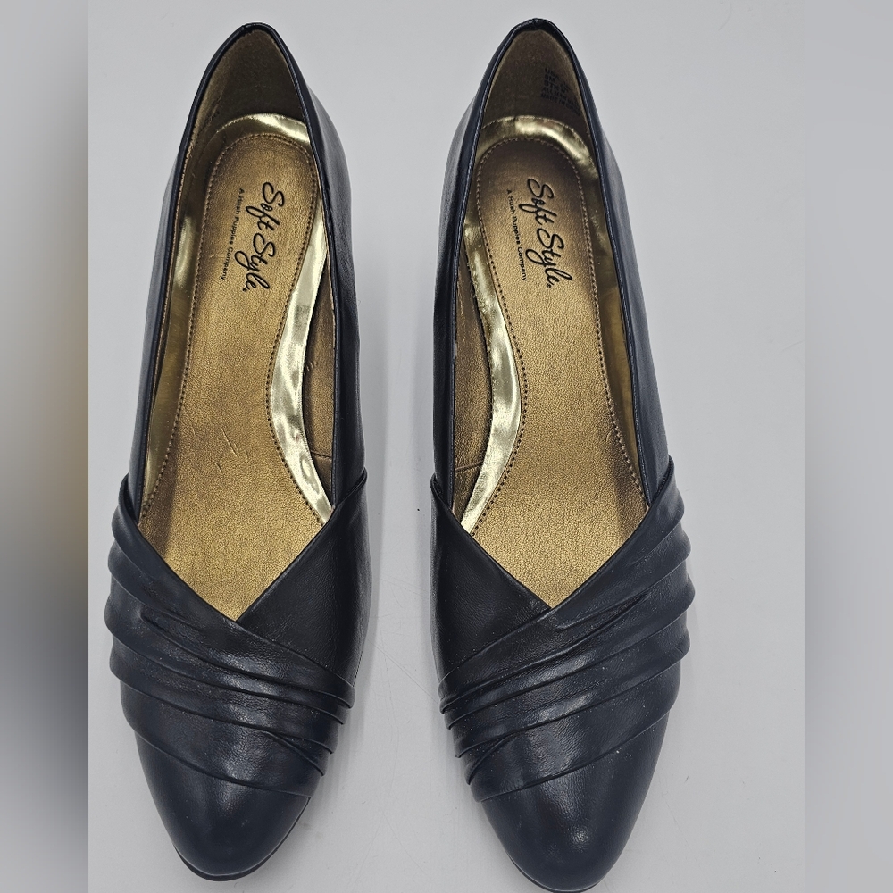 Black Soft Style Pumps sz 8